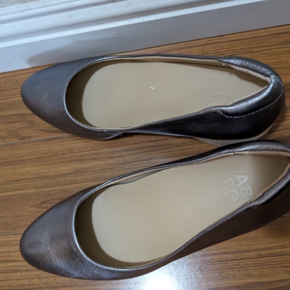 Abeo Pewter metallic Veranda wedges - New in Box - Picture 2 of 4